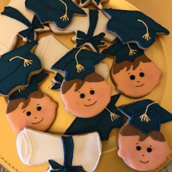 Graduation cookies